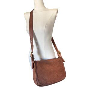 Vintage Coach 9951 Patricia Legacy Brown Leather Flap Saddle Bag Purse